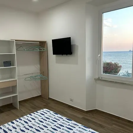 Guest house Stella Di Mare- Cruise Shuttle
